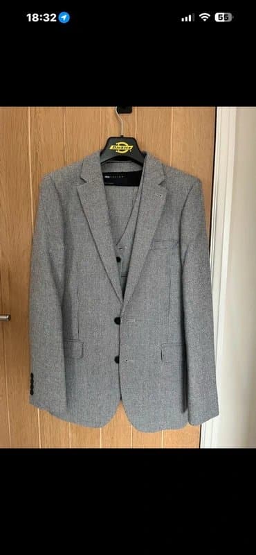 ASOS Design 3 piece suit