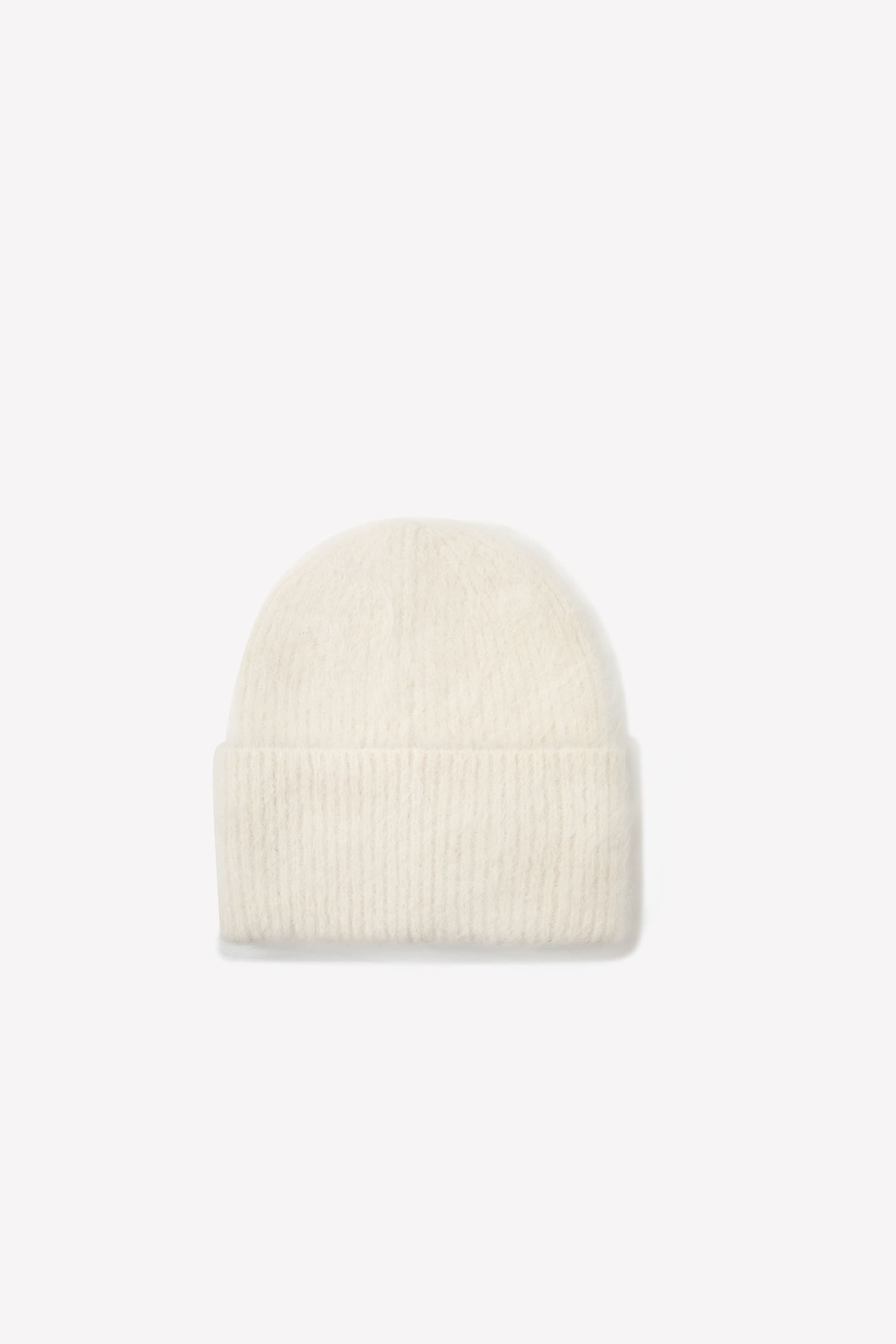 Arctic Fox & Co. Arctic Fox & Co. White Alpaca Beanie