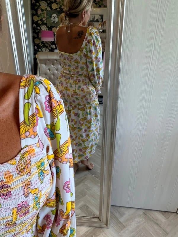 Never Fully Dressed Cute Never Fully Dressed dress with balloon sleeves size 10