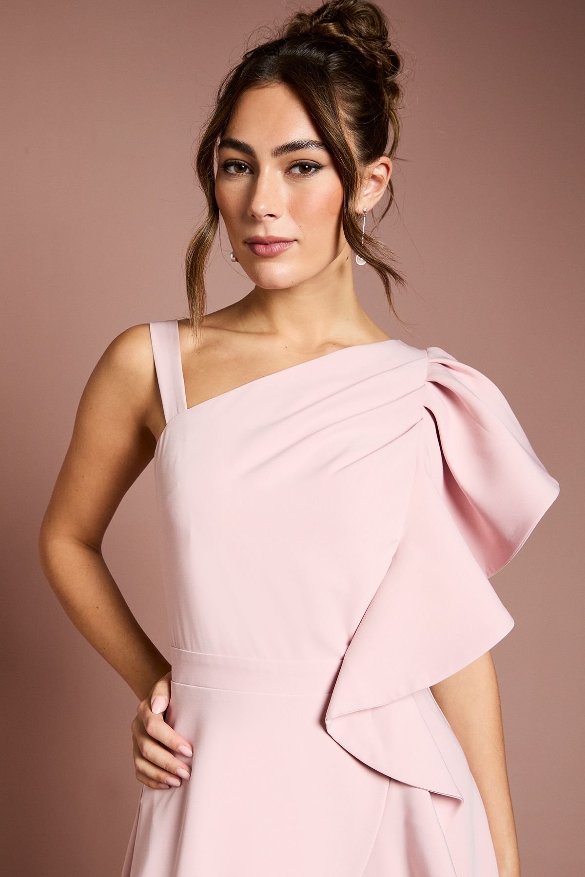 Coast Coast Women's One Shoulder Crepe Ruffle Midi Dress in Blush - 4