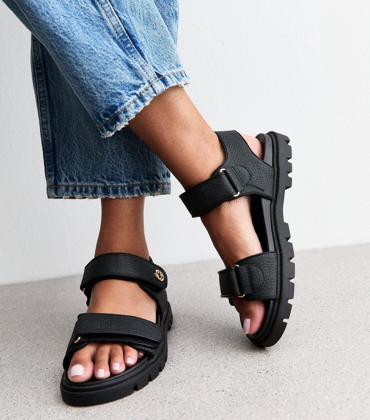 New Look Women's Black Faux Leather Raffia Strap Sandals Vegan New Look - 2