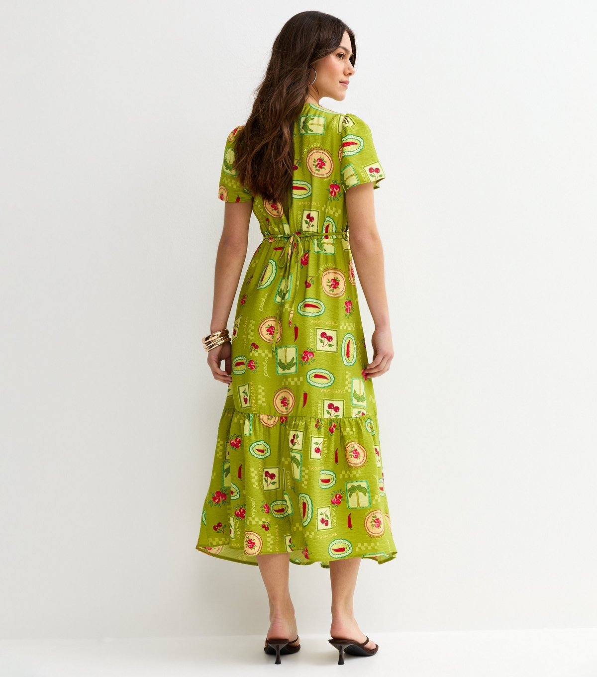 New Look Women's Petite Green Fruit Print Tier Midi dress New Look - 4