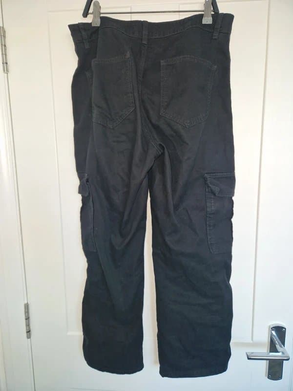 New Look New Look black cargo pants petite 12