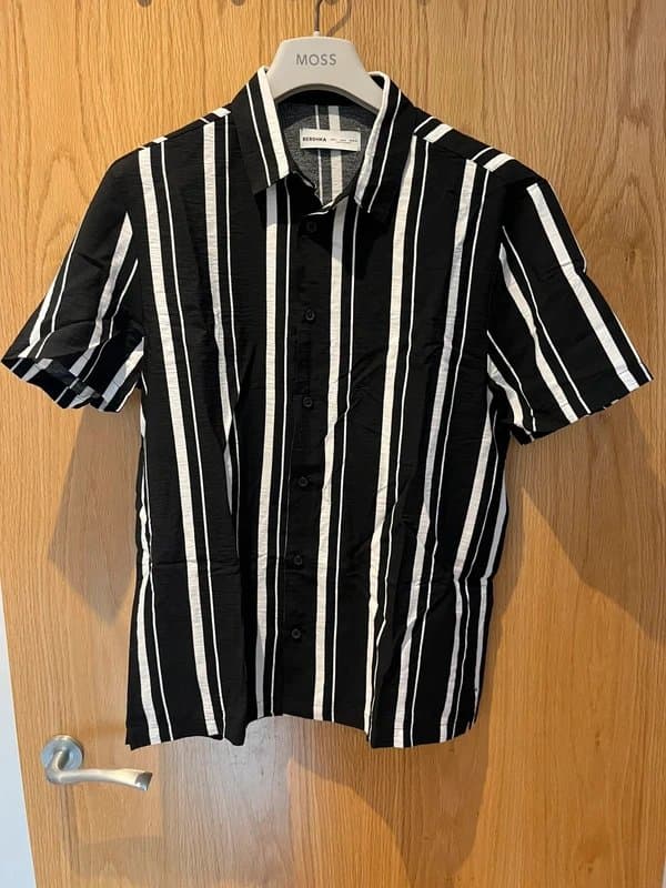 Bershka Bershka black and white stripe shirt