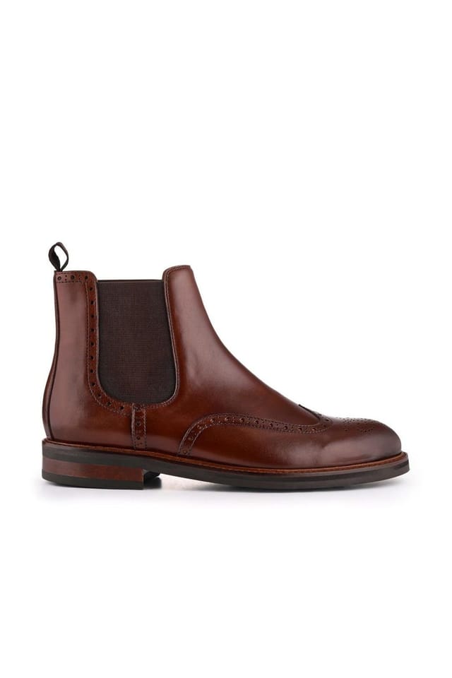 Jones Bootmaker Jones Bootmaker Men's Fieldston Brogue Wingtip Chelsea Boots in Light Brown - 2