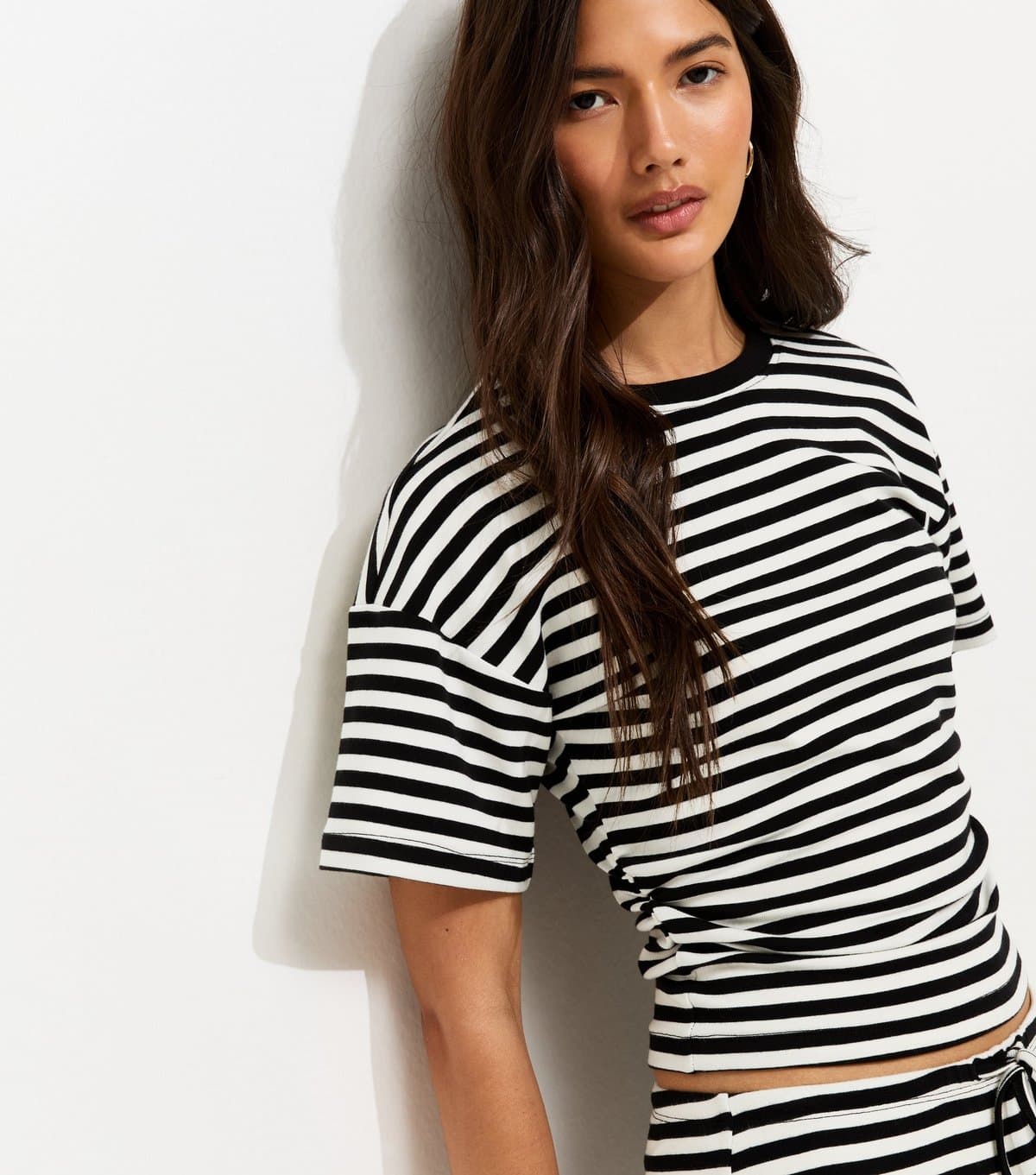 New Look Women's Black Striped Corset Tee New Look