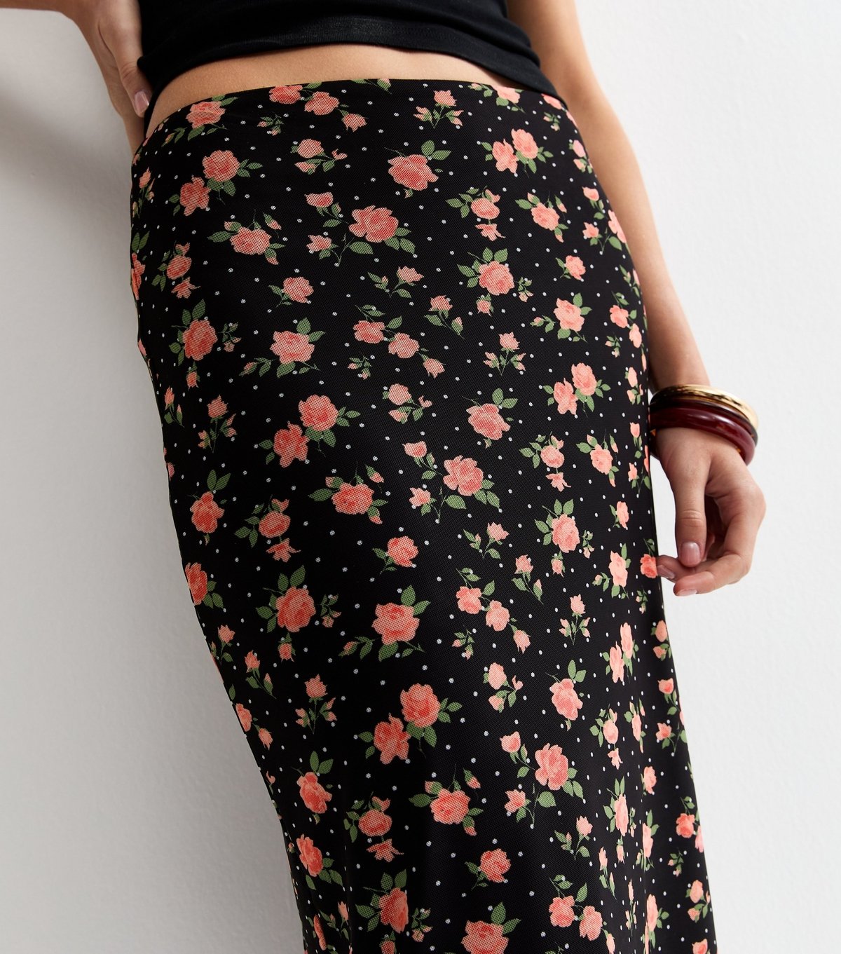 New Look Women's Black Floral Mesh Midi Skirt New Look - 2
