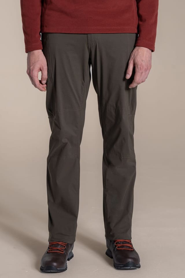 Craghoppers Craghoppers Men's Kiwi Pro Water-Repellent Cargo Trouser in Dark Green - 3