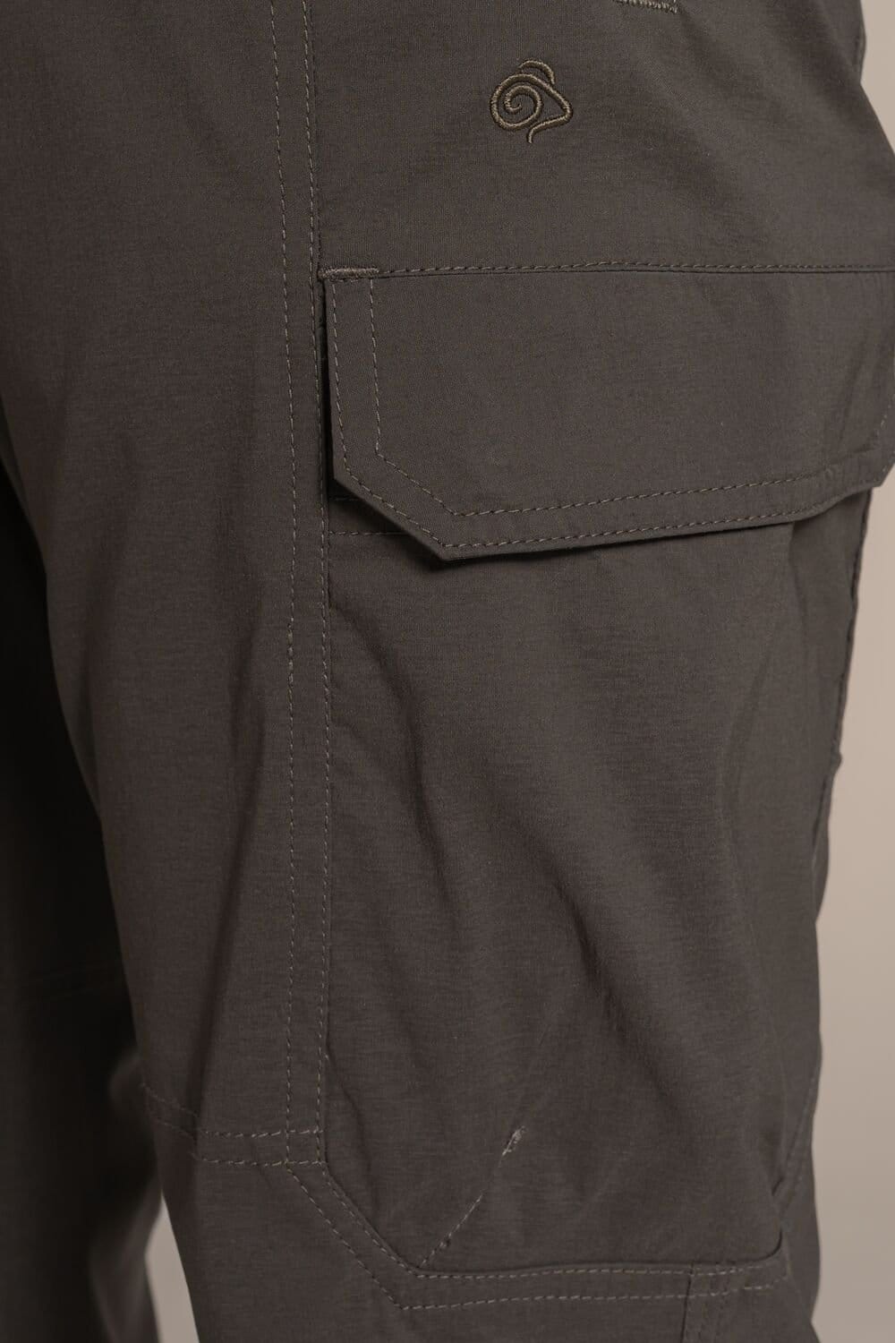 Craghoppers Craghoppers Men's Kiwi Pro Water-Repellent Cargo Trouser in Dark Green - 4