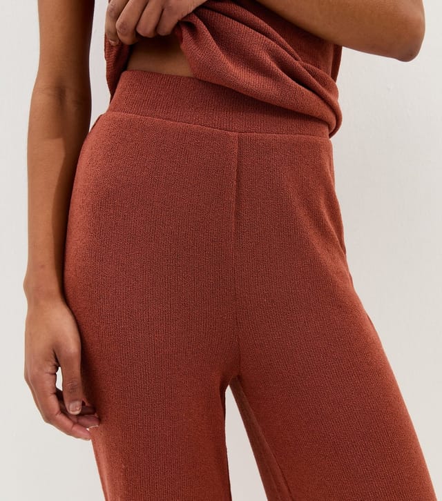 New Look Women's Dark Red Textured Wide Leg Trouser New Look - 2