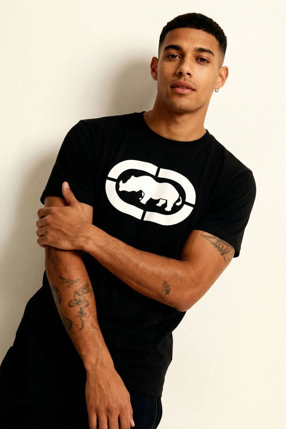 Ecko Untld. Ecko Untld. Men's Clean Logo T-Shirt in Black - 4