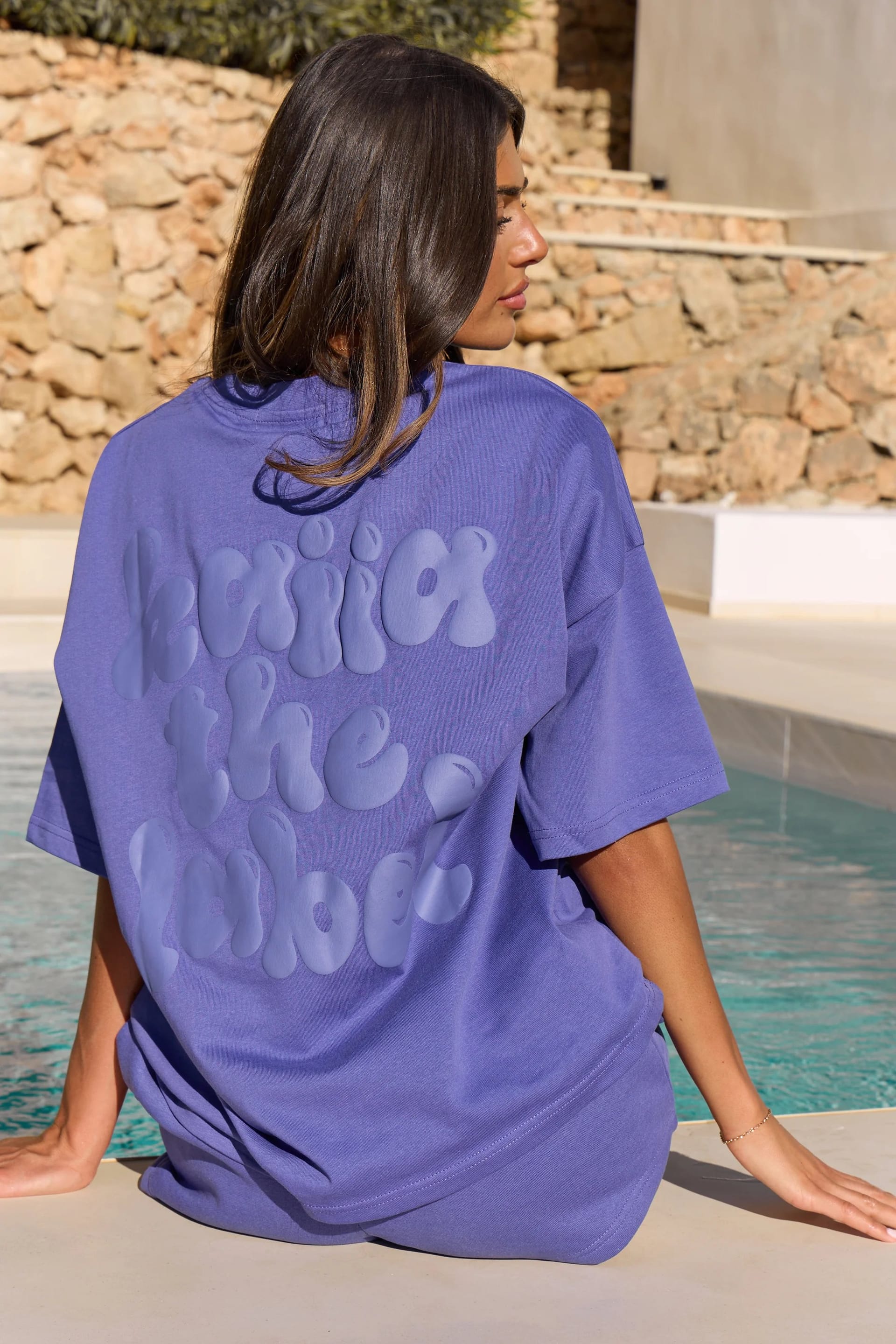 Kaiia Blue Lagoon Bubble Graphic Oversized T-shirt
