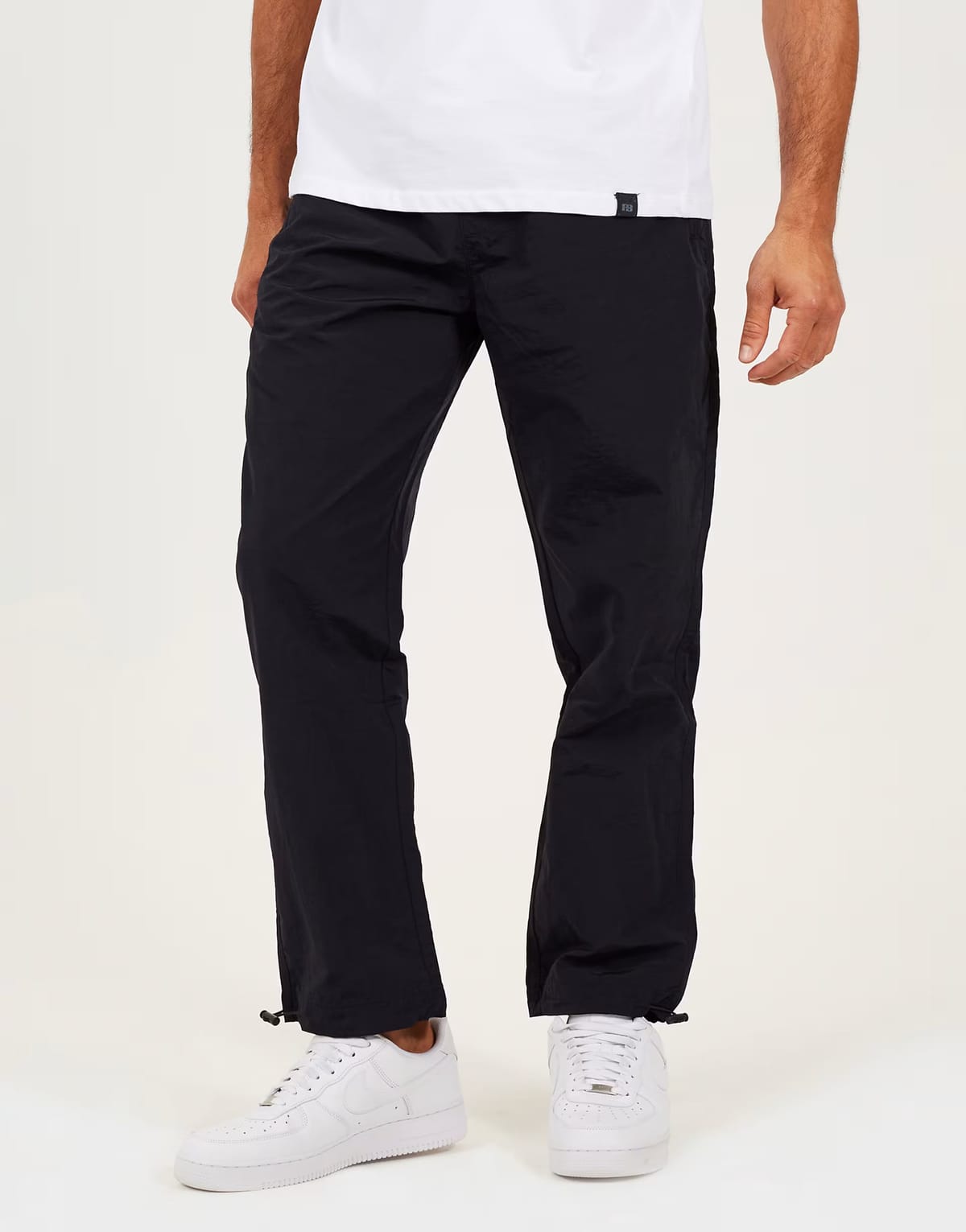ASOS Brave Soul Taslan loose fit cuffed cargo trousers in black - 1