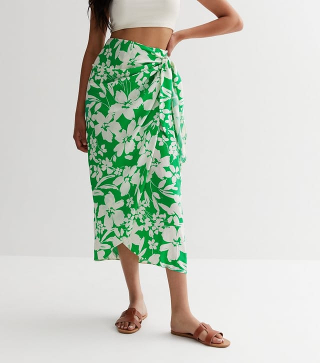 New Look Women's Green Floral Sarong Midi Skirt New Look - 2