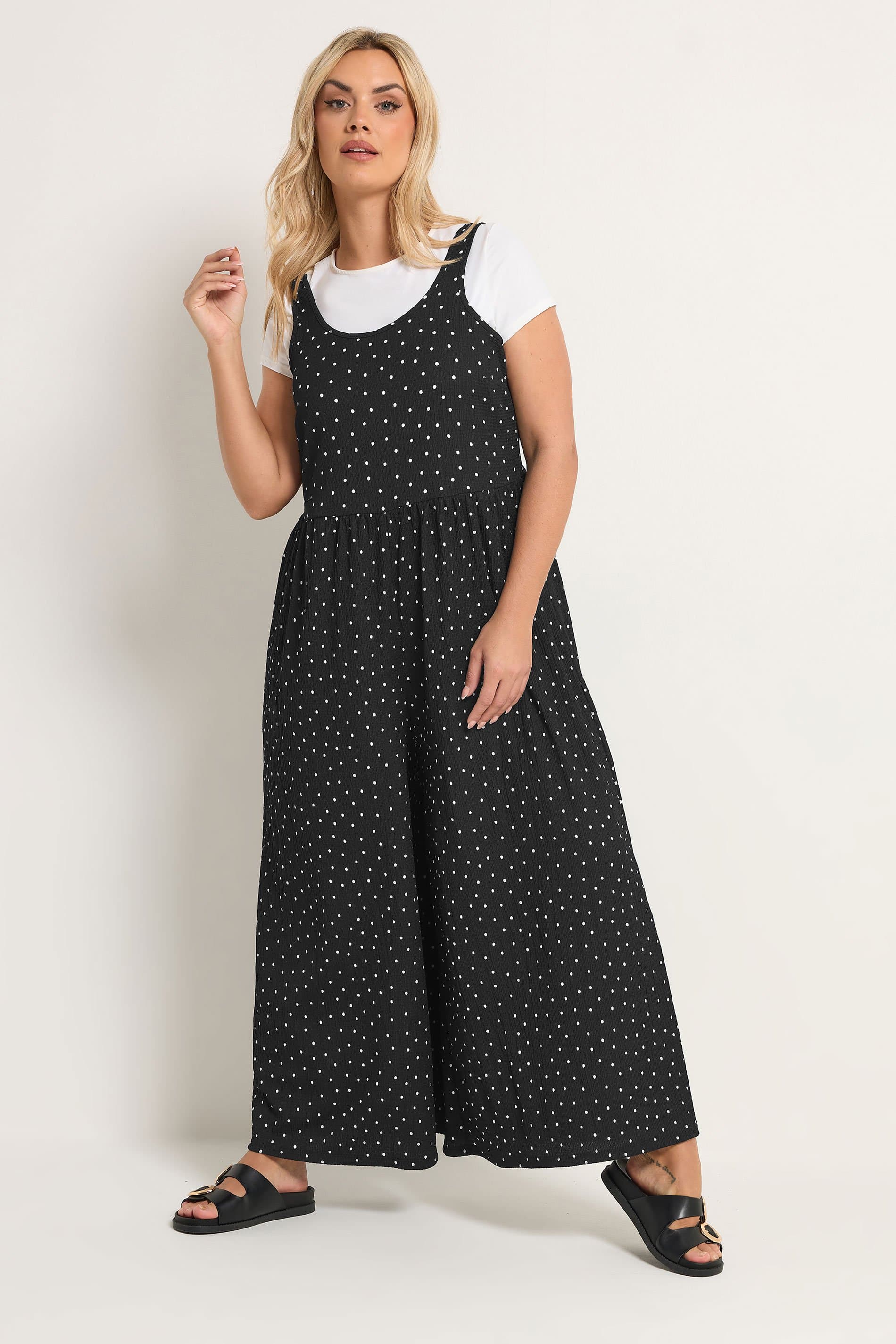 Yours Plus Size Black Polka Dot Textured Jumpsuit