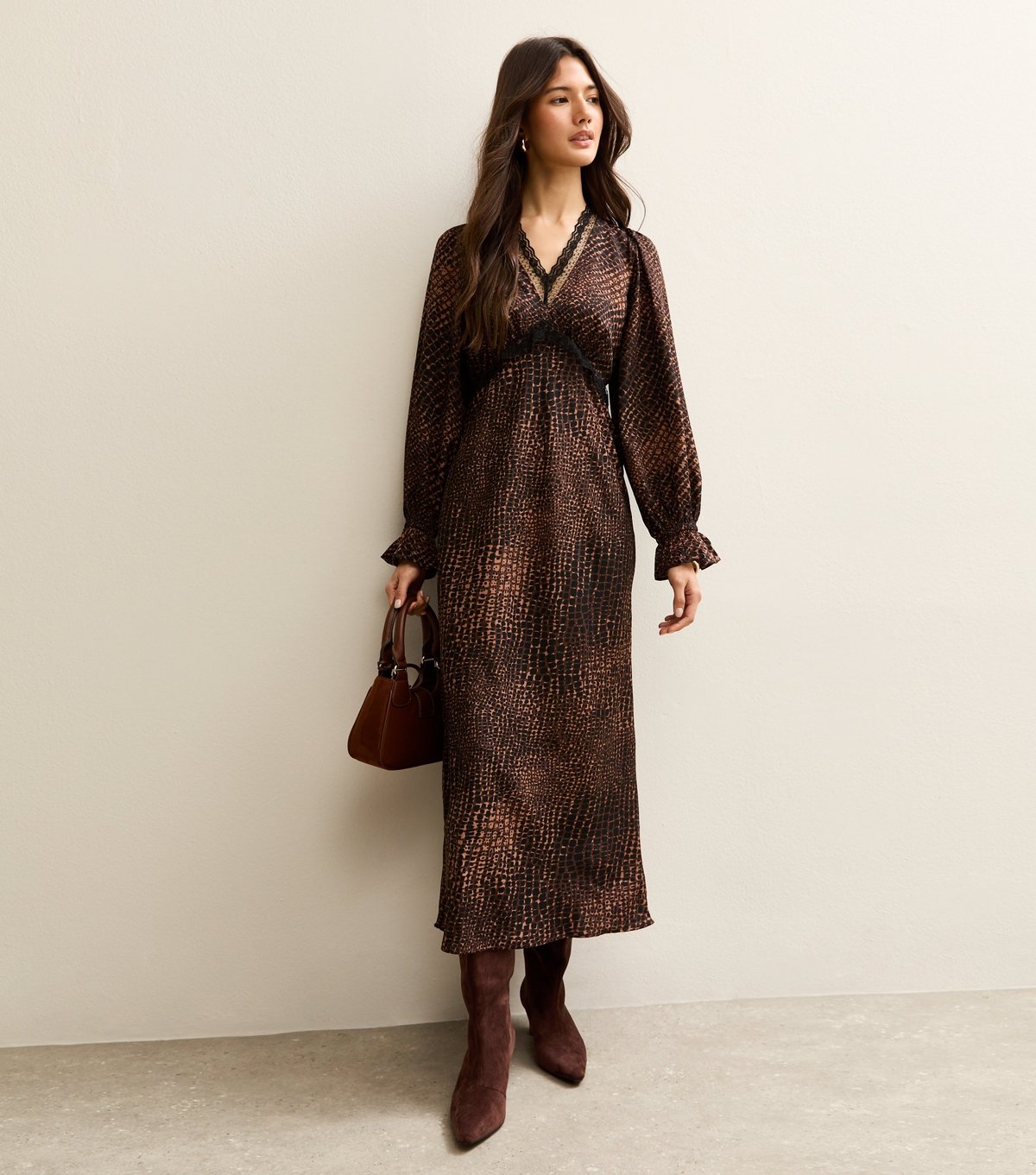 New Look Women's Brown Animal Print Lace Neck Midi Dress New Look - 3
