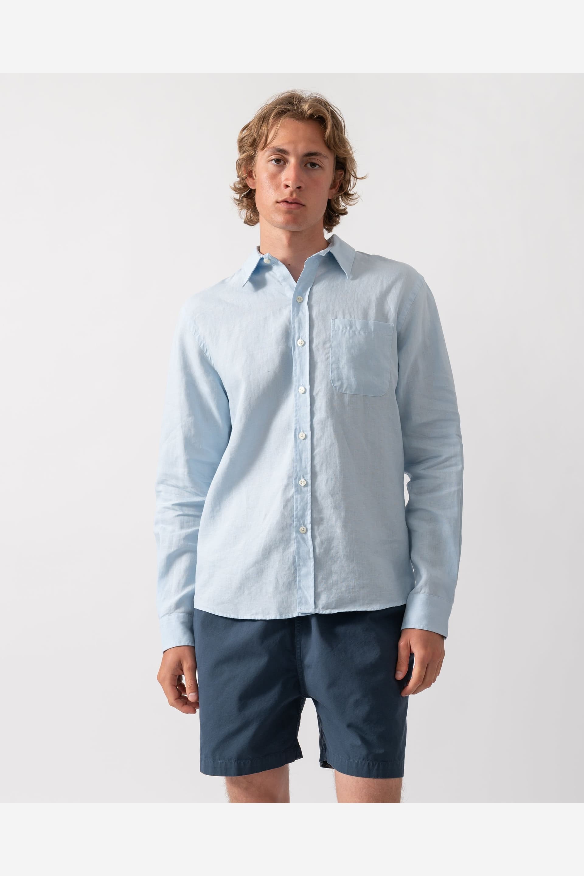 Colourful Standard Colourful Standard Men's Classic Style Long Sleeve Collared Slim Fit Shirt in Baby Blue