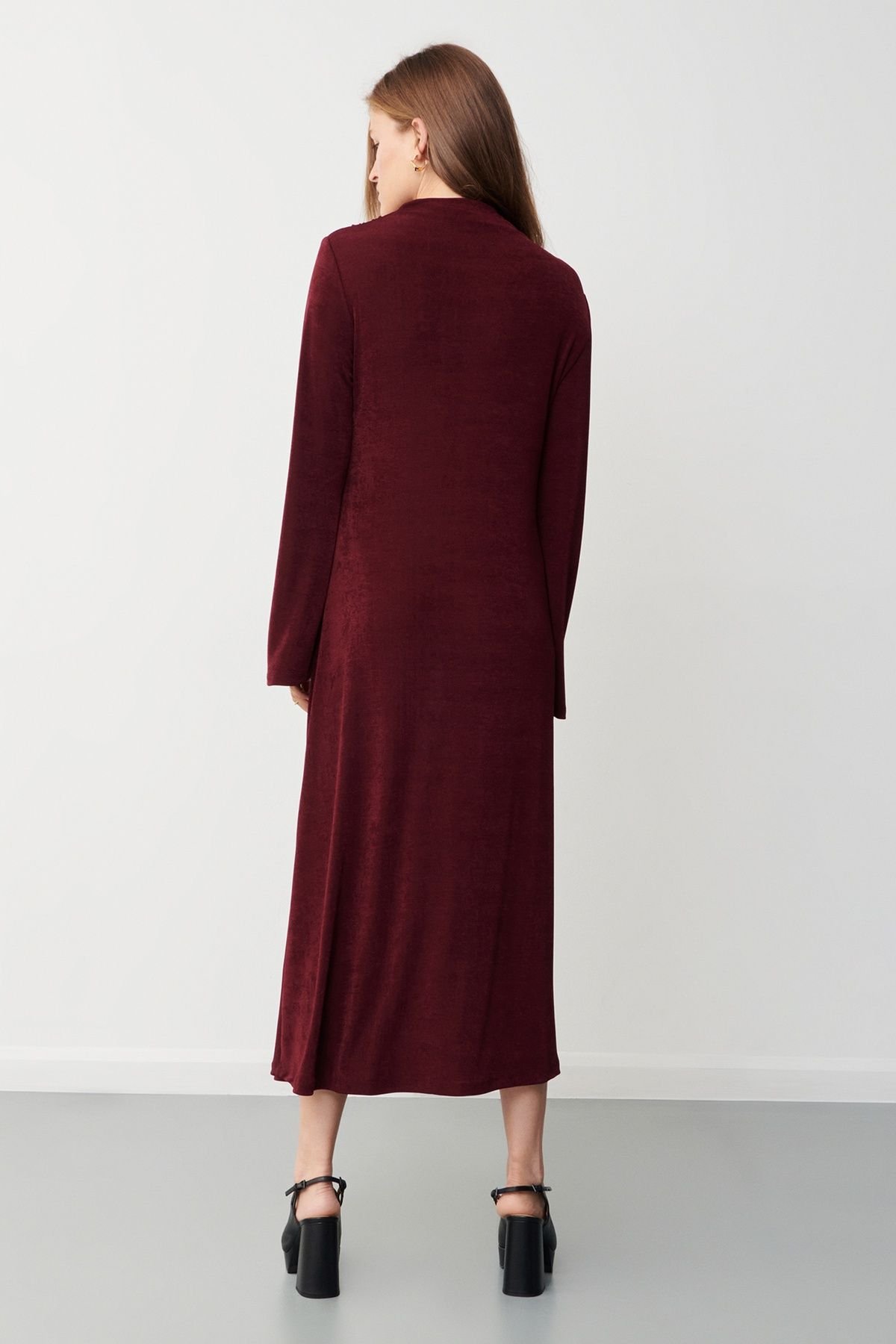 Finery London Finery London Women's Zoey Cowl Neck Midi Dress in Maroon - 3
