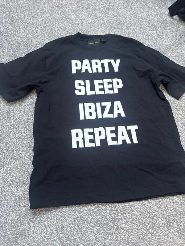 Bershka Bershka Ibiza tee xs