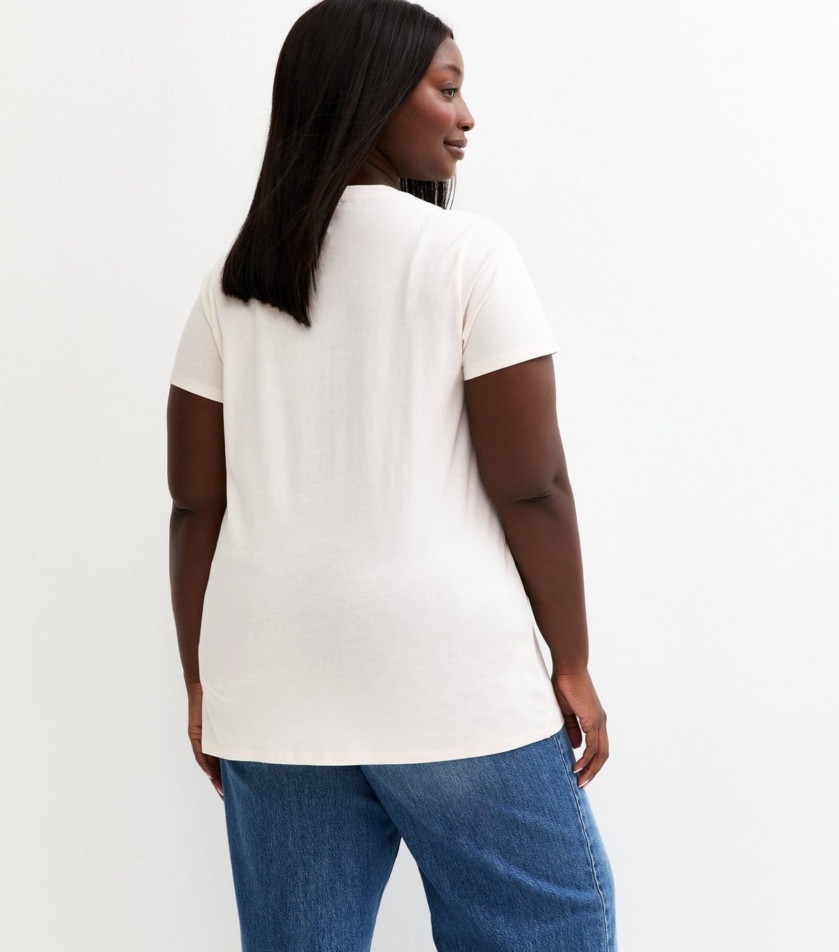New Look Women's Plus Size Off White San Diego Graphic T-Shirt Curves New Look - 4