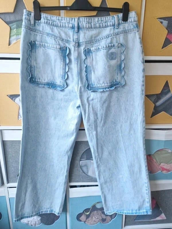 Never Fully Dressed Never fully dressed women's Scallop Detail Straight Leg Jeans size 18