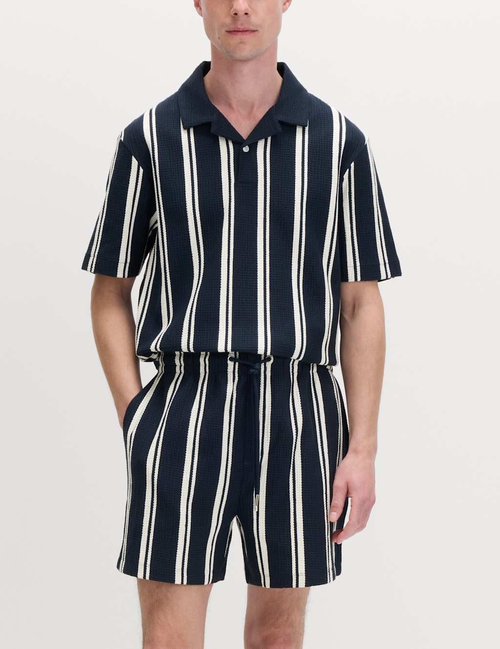 Marks & Spencer M&S Cotton Rich Seersucker Striped Shorts Navy