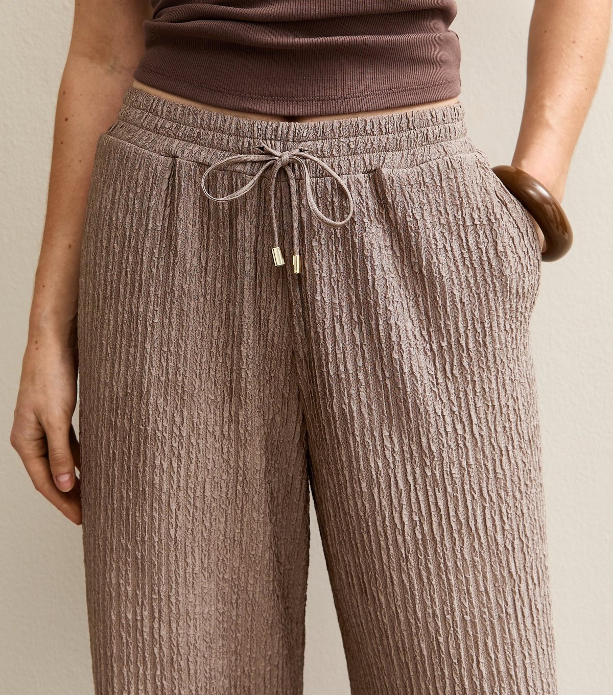 New Look Women's Mink Crinkled Drawstring Wide Leg Trousers New Look - 2