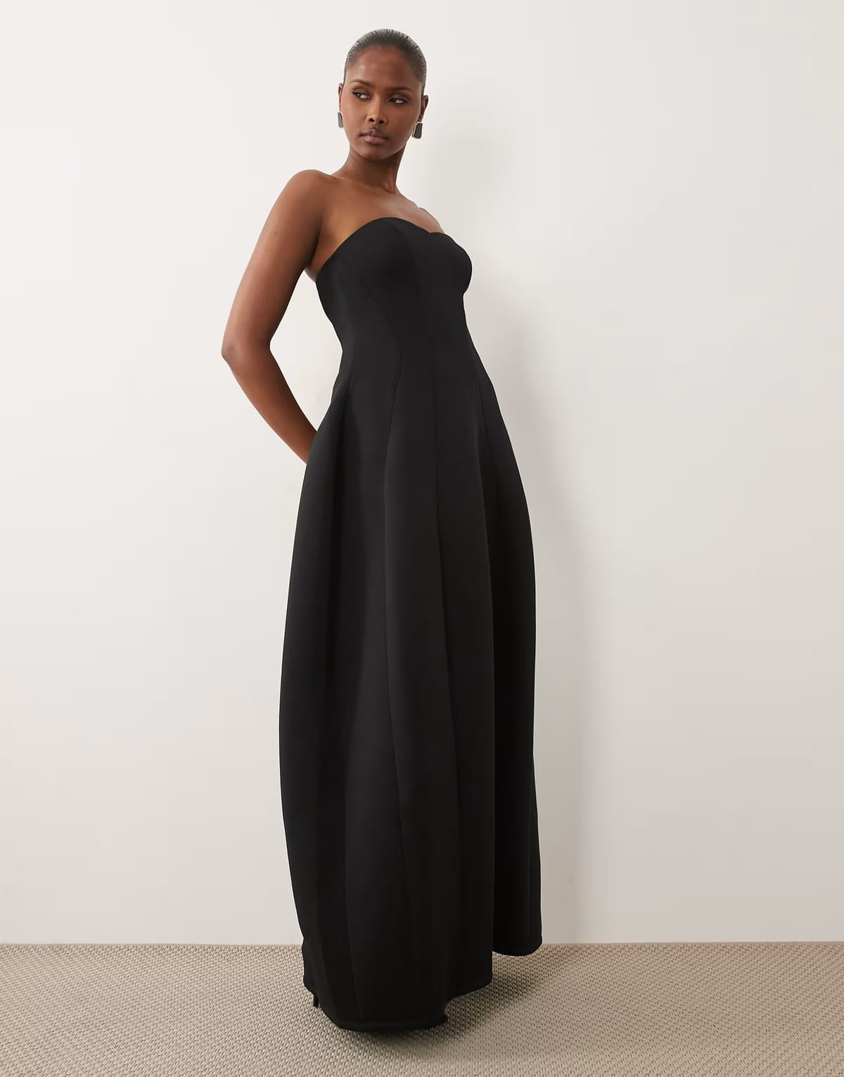 ASOS ASOS DESIGN structured volume bandeau maxi dress in black scuba-style fabric - 1