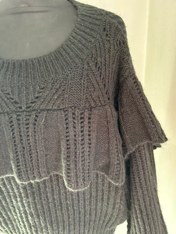 Topshop Topshop black chunky knit jumper M (ref v37)