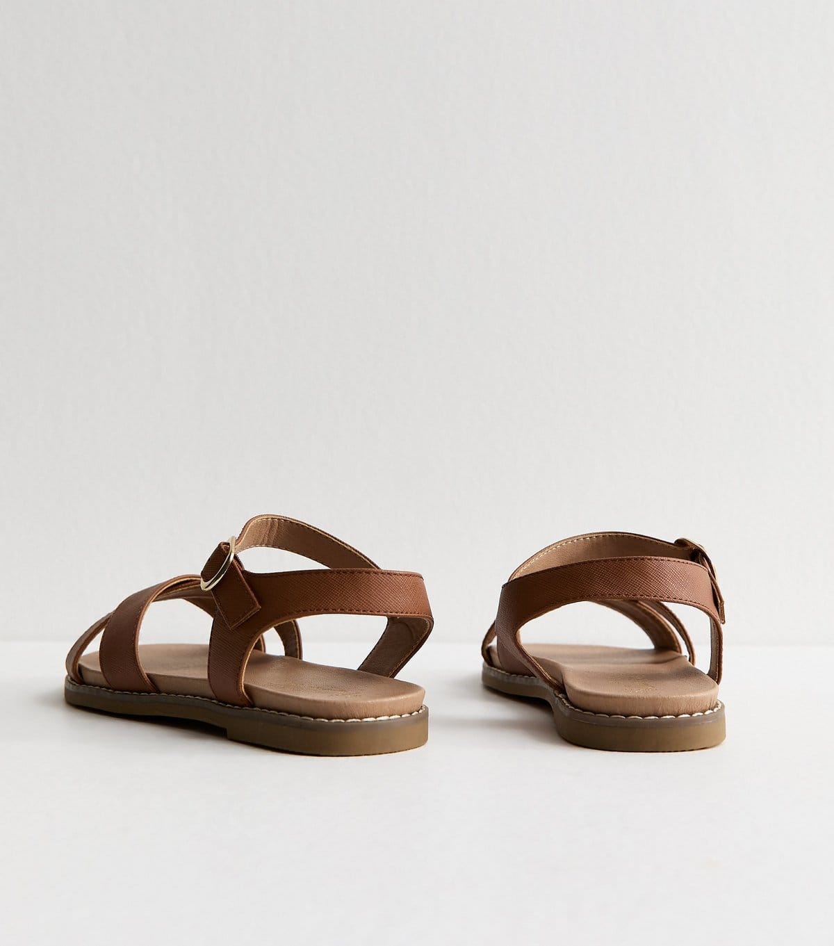 New Look Women's Wide Fit Tan Cross Over Flat Sandals Vegan New Look - 4