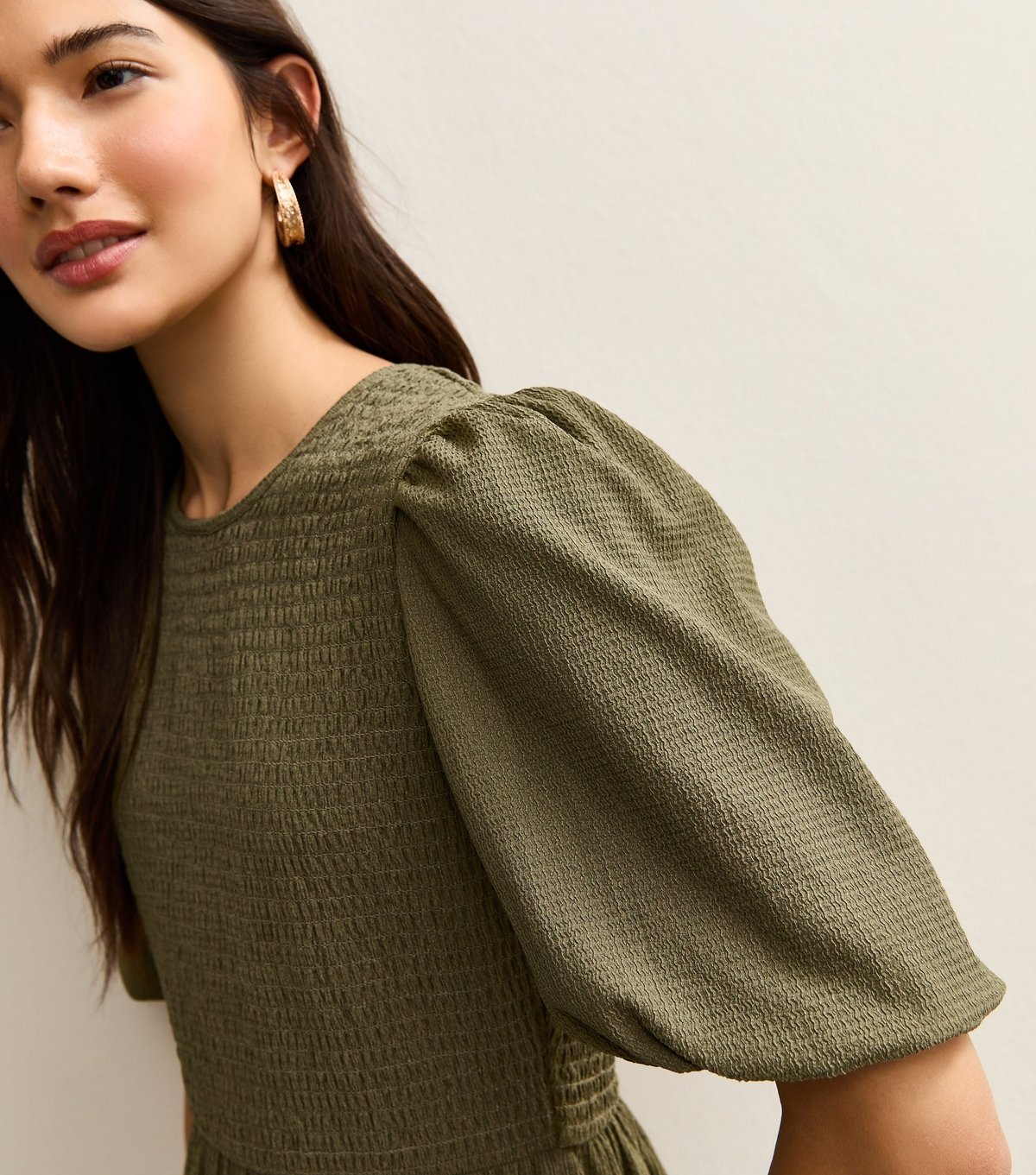 New Look Women's Khaki Textured Jersey Puff Sleeve Smock Midi Dress New Look - 2