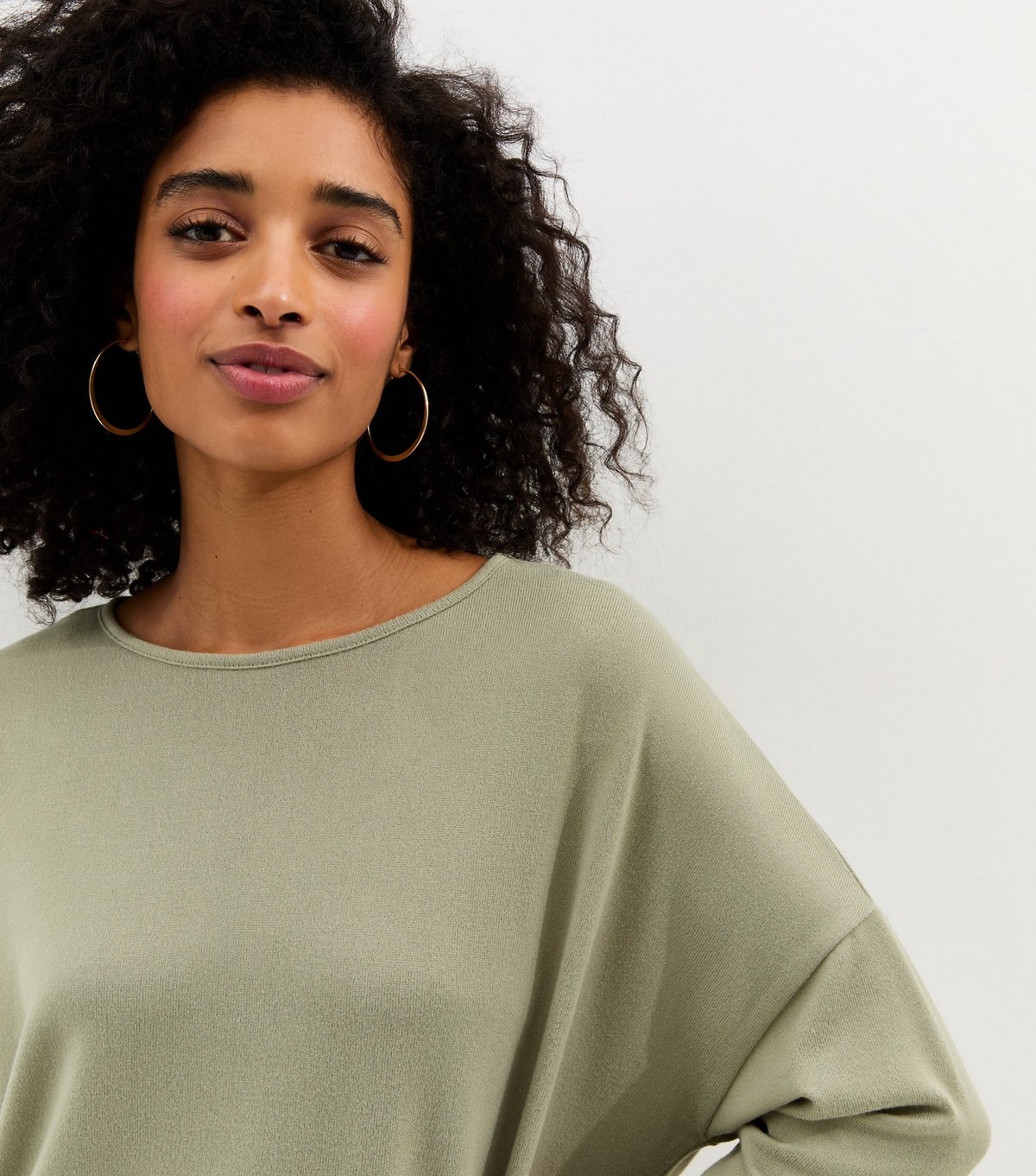 New Look Women's Light Green Soft Touch Slouchy Cropped Sleeve T-Shirt New Look - 2