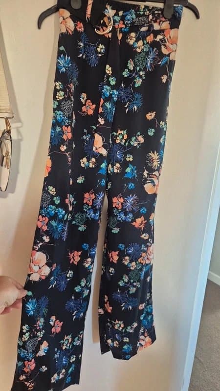 Bershka Floral pattern wide leg trousers