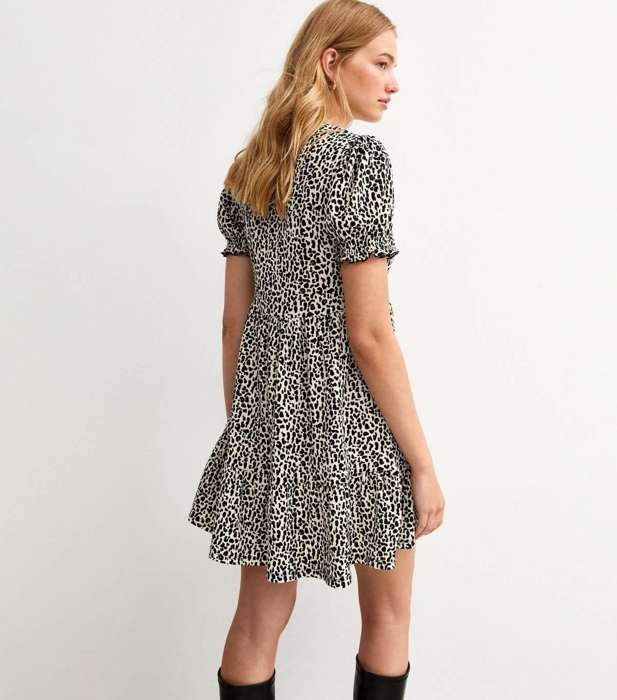 New Look Women's Brown Animal Print Crinkle Texture Smock Tiered Mini Dress New Look - 4