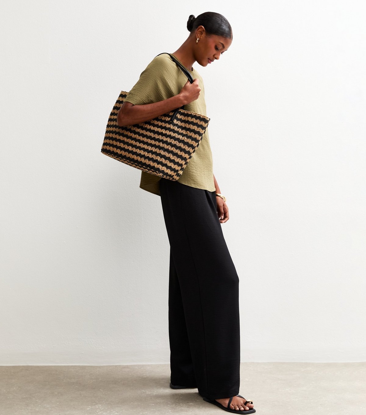 New Look Women's Dark Khaki Raglan Sleeve Woven Top New Look - 3