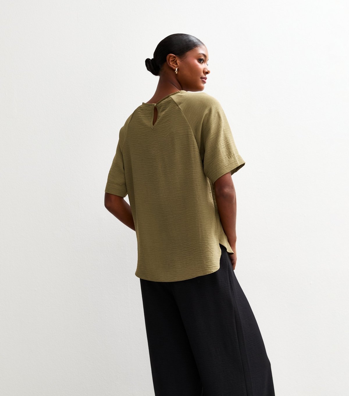 New Look Women's Dark Khaki Raglan Sleeve Woven Top New Look - 4