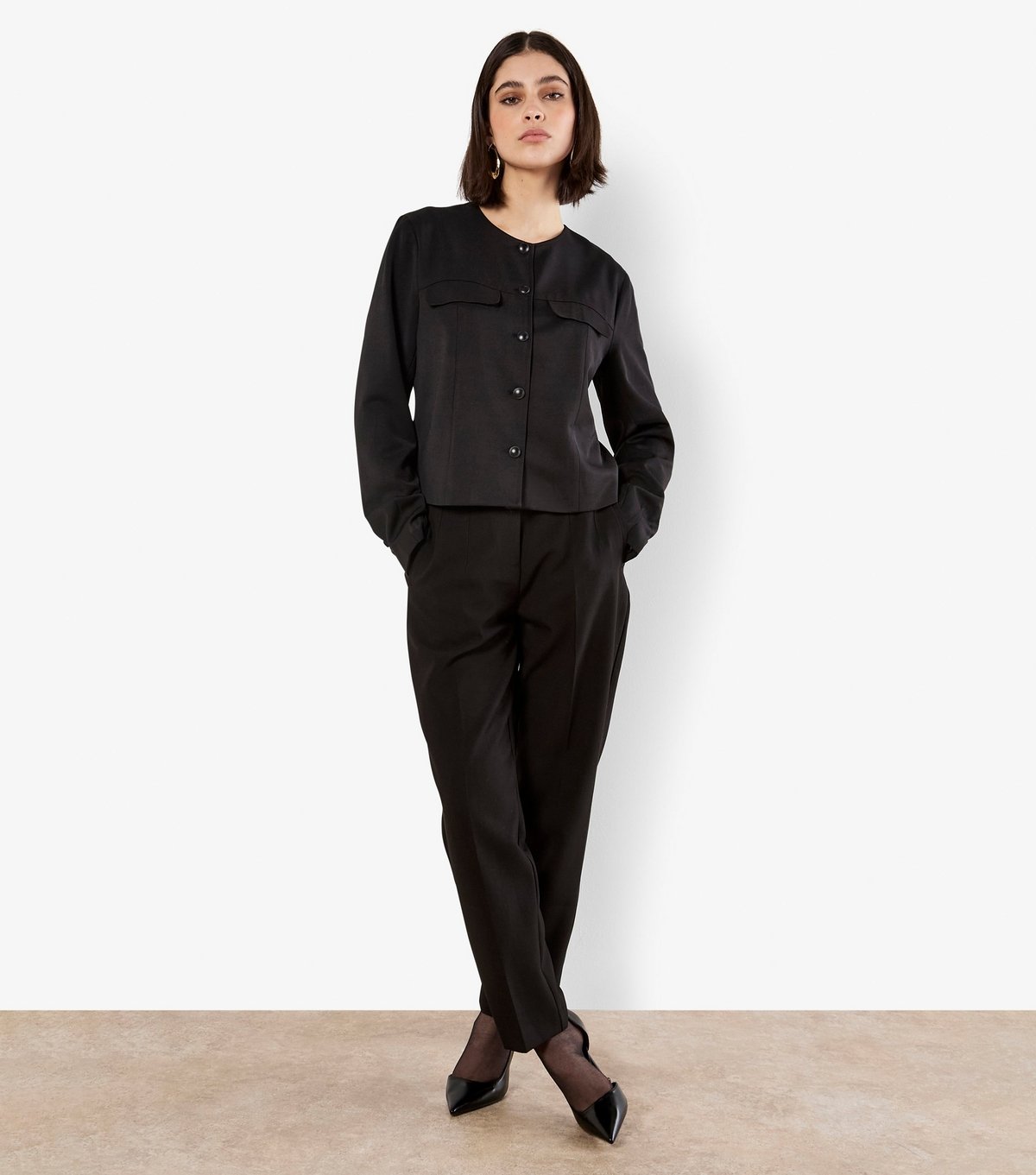 Apricot Women's Black Crew Neck Cropped Jacket Apricot New Look - 2