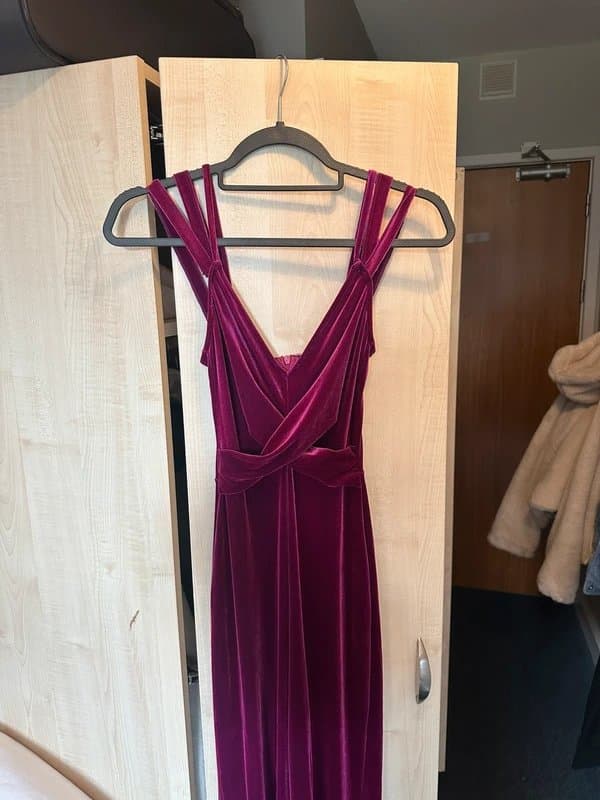 Bershka Bershka burgundy velvet jumpsuit, wide-leg, strappy