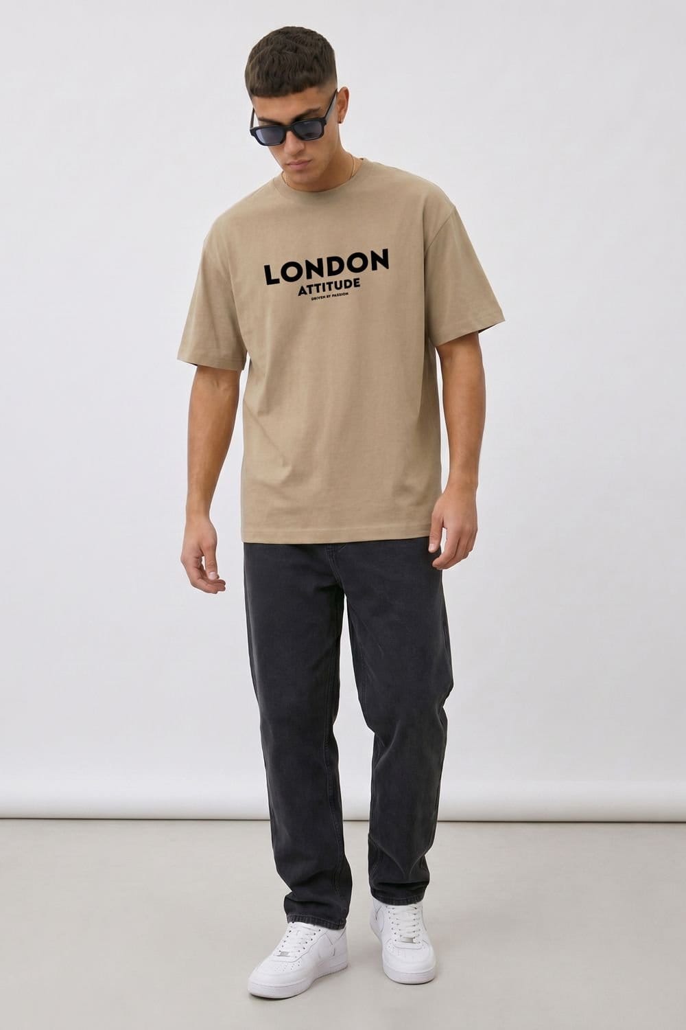 LONDON ATTITUDE LONDON ATTITUDE Men's Japanese Inspired Premium Cotton Relaxed Fit T-Shirt in Stone - 4