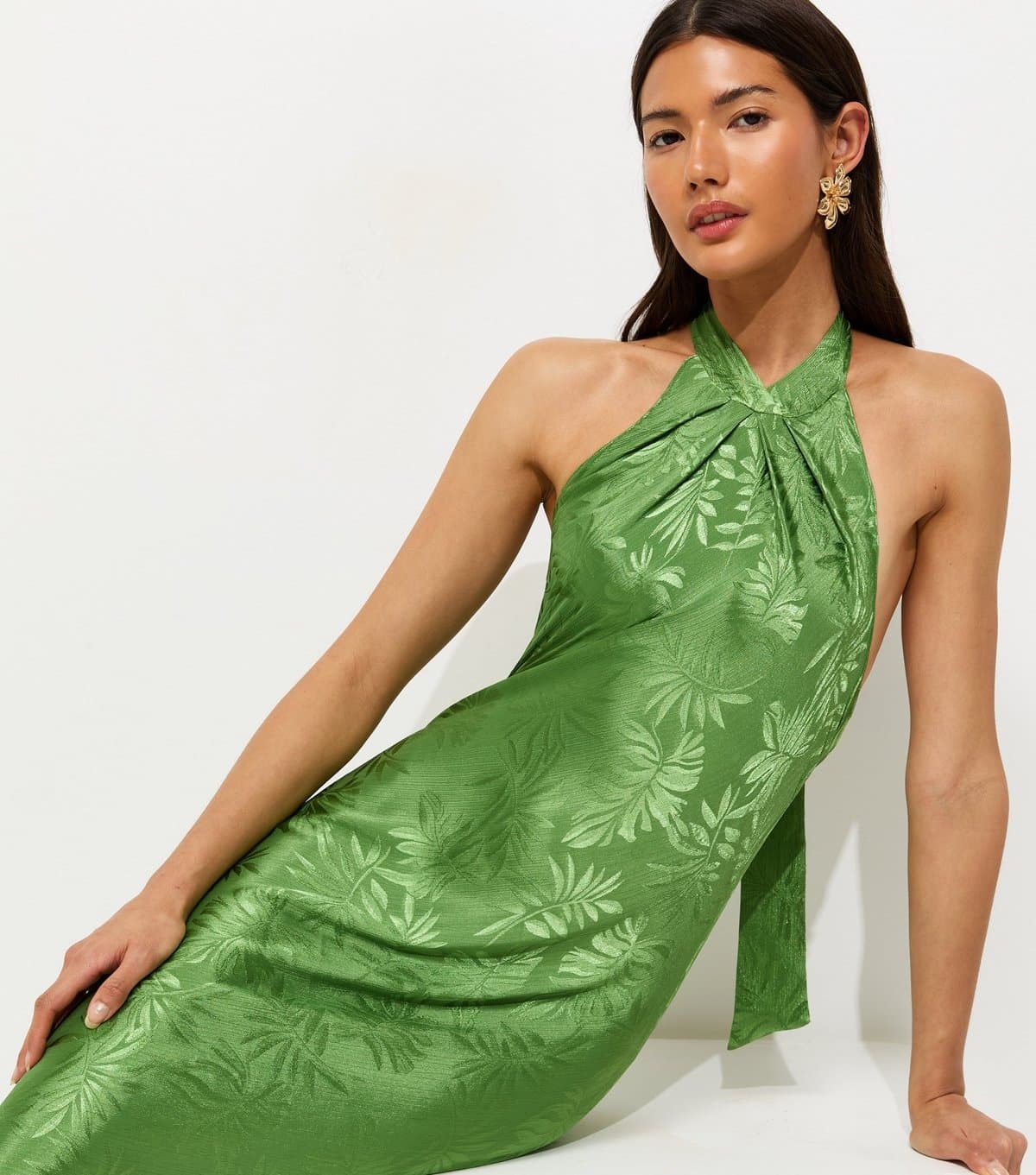 New Look Women's Light Green Palm Leaf Jaquard Halter Neck Maxi Dress New Look
