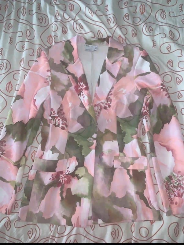 Asos luxe ASOS luxe single breasted tailored suit blazer floral