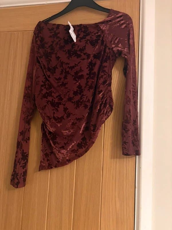 New Look New Look velvet Devore  top size 10
