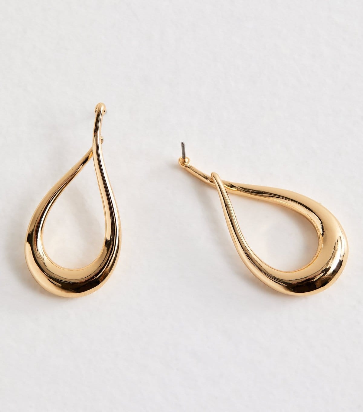 New Look Gold Tone Oval Wrap Drop Earrings New Look - 4