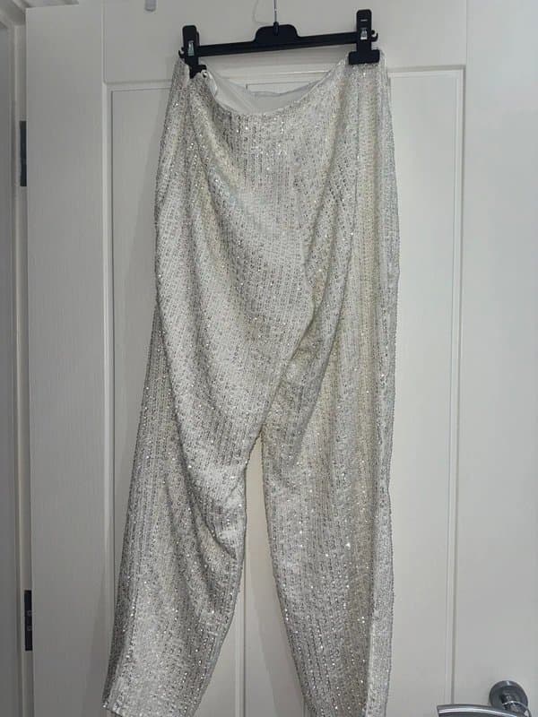 ASOS ASOS UK8 white sequins beaded embellished trousers beaded regular length dressy hen party holiday