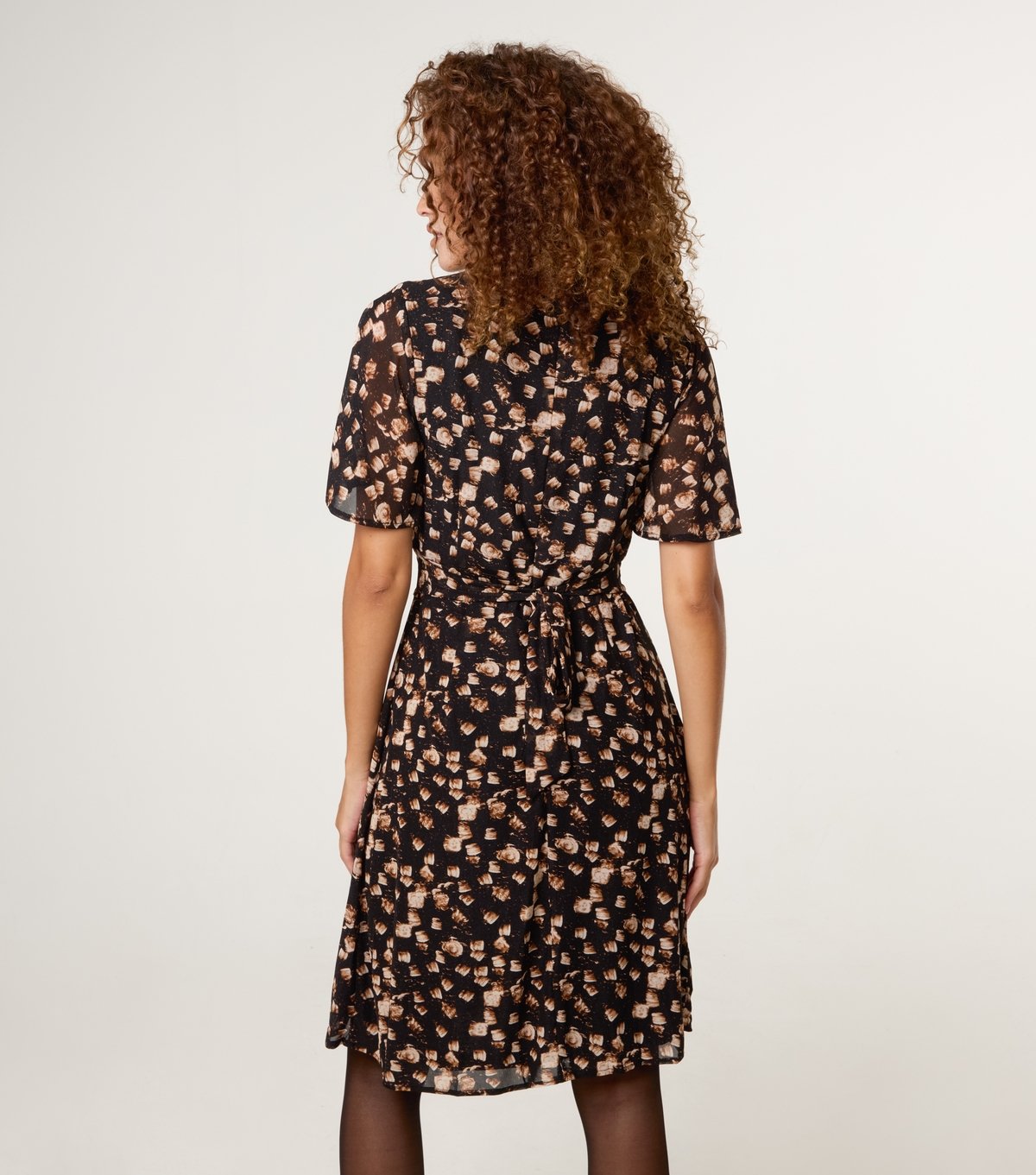 Blue Vanilla Women's Black Abstract Pattern Print Crew Neck Dress Blue Vanilla New Look - 4