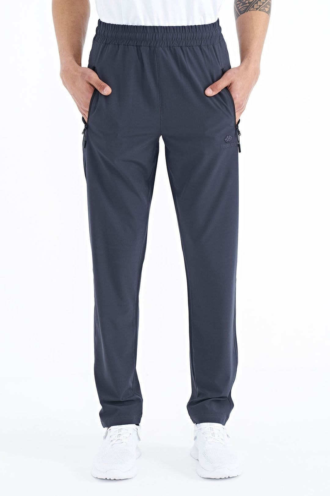 Tommy Life Tommy Life Men's Straight-Leg Pull-On Sweatpants in Charcoal - 4