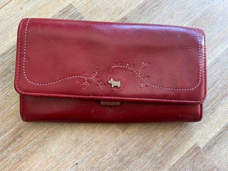 Radley 🌸 Radley Red Leather Purse Wallet Large Fold Over Dog Logo