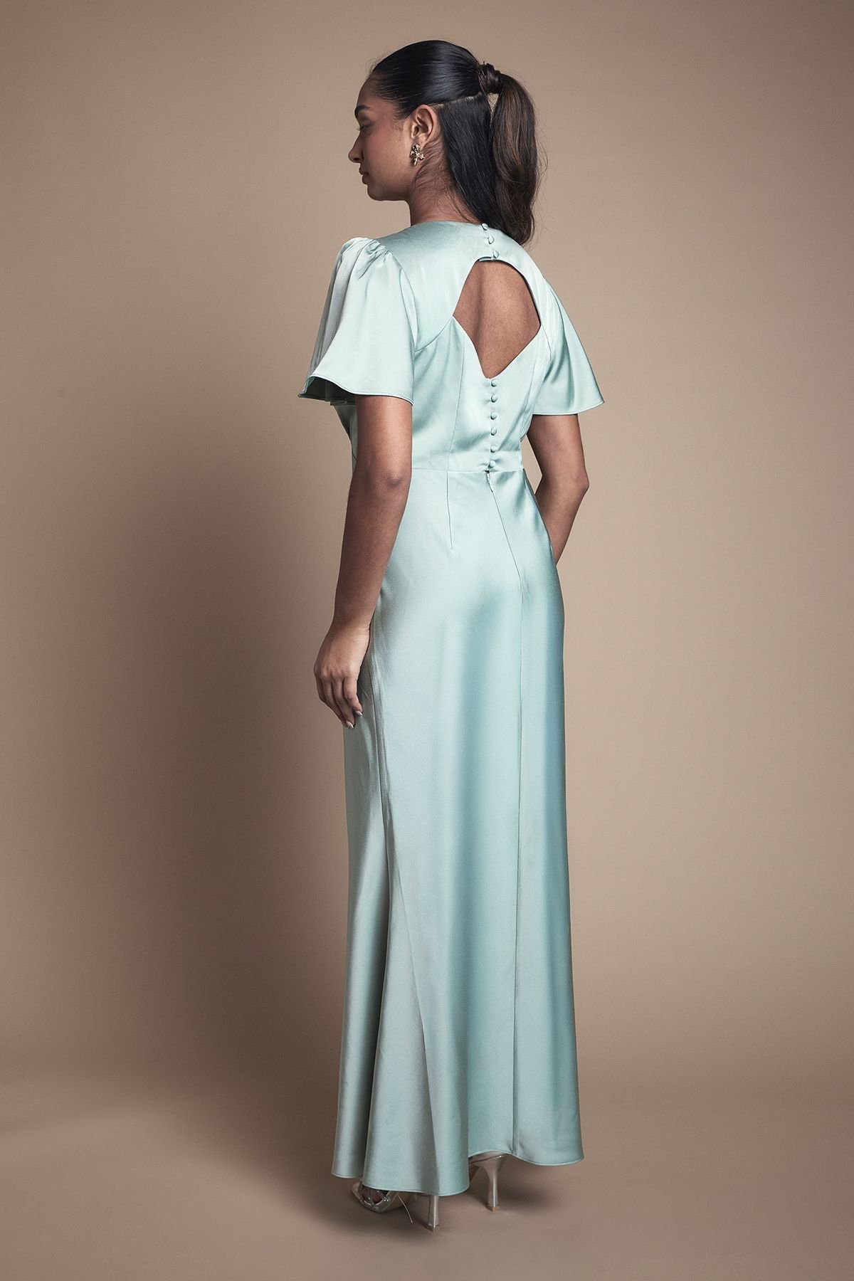 Oasis Oasis Women's Deep V Fluted Sleeve Maxi Bridesmaid Dress in Sage - 3