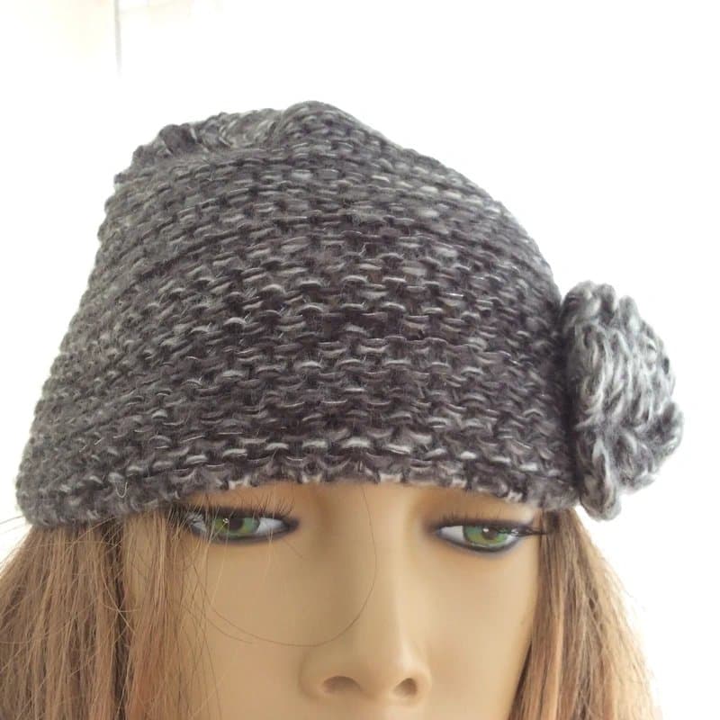 Matalan Ladies Matalan grey mottled 1950’s style knitted hat ex condition