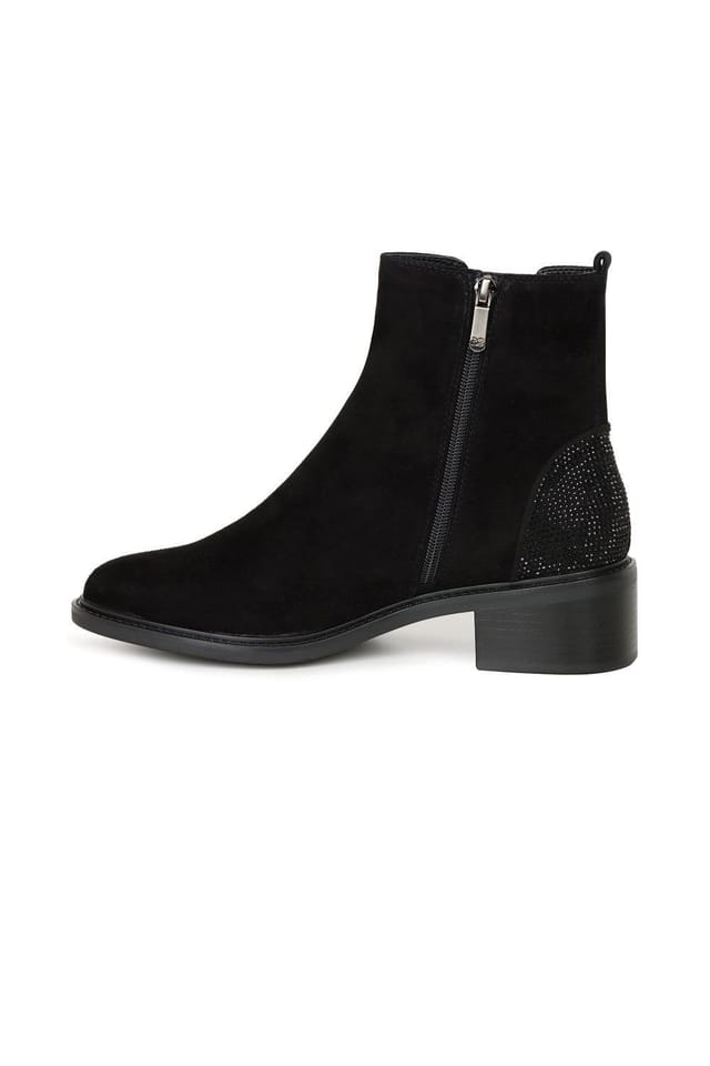 Regarde le Ciel Regarde Le Ciel Women's 'Moira 01' Chelsea Boots in Black - 2